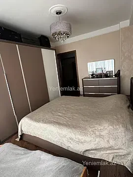 Satılır 3 otaqlı köhnə tikili 100 m²