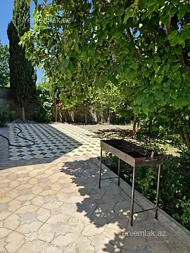 Satılır 4 otaqlı həyət evi 150 m²