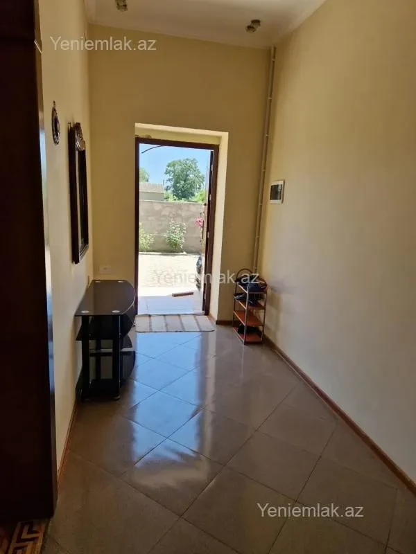 Satılır 4 otaqlı həyət evi 150 m²