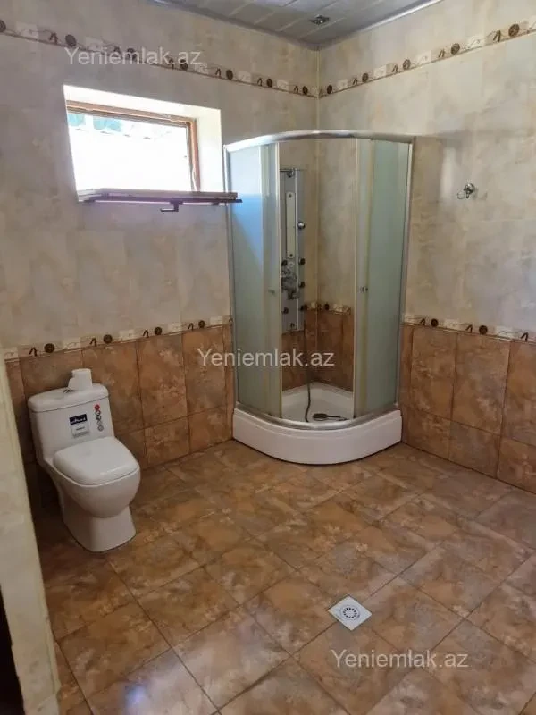 Satılır 4 otaqlı həyət evi 150 m²