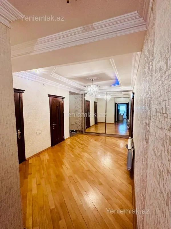 Satılır 3 otaqlı yeni tikili 103 m²
