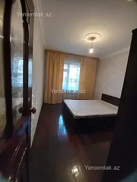 Satılır 2 otaqlı köhnə tikili 70 m²