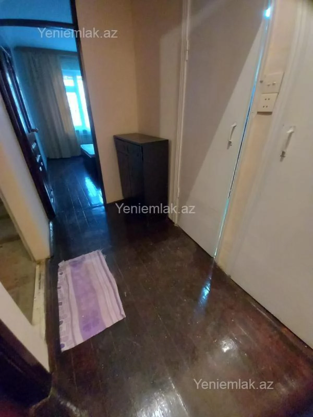 Satılır 2 otaqlı köhnə tikili 70 m²