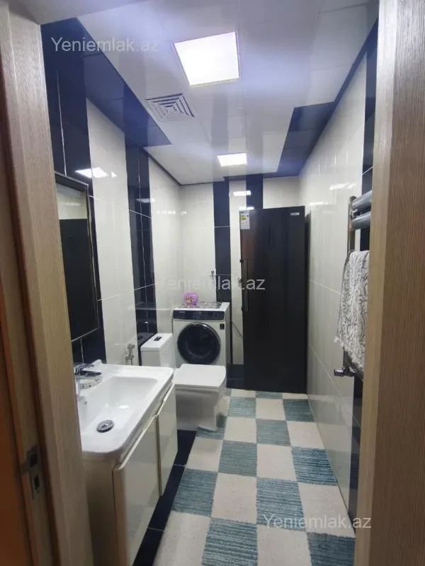 Satılır 3 otaqlı yeni tikili 137 m²