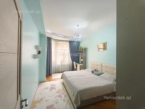 Satılır 3 otaqlı yeni tikili 137 m²