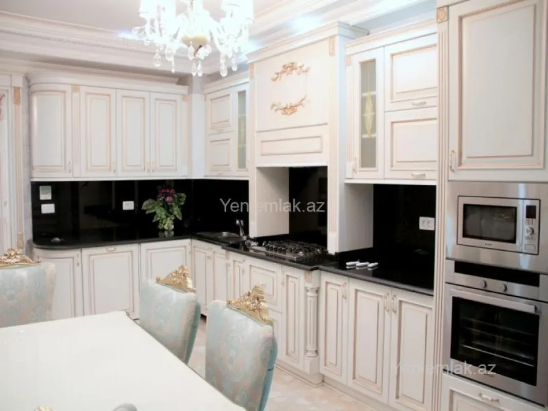 Satılır 5 otaqlı yeni tikili 535 m²