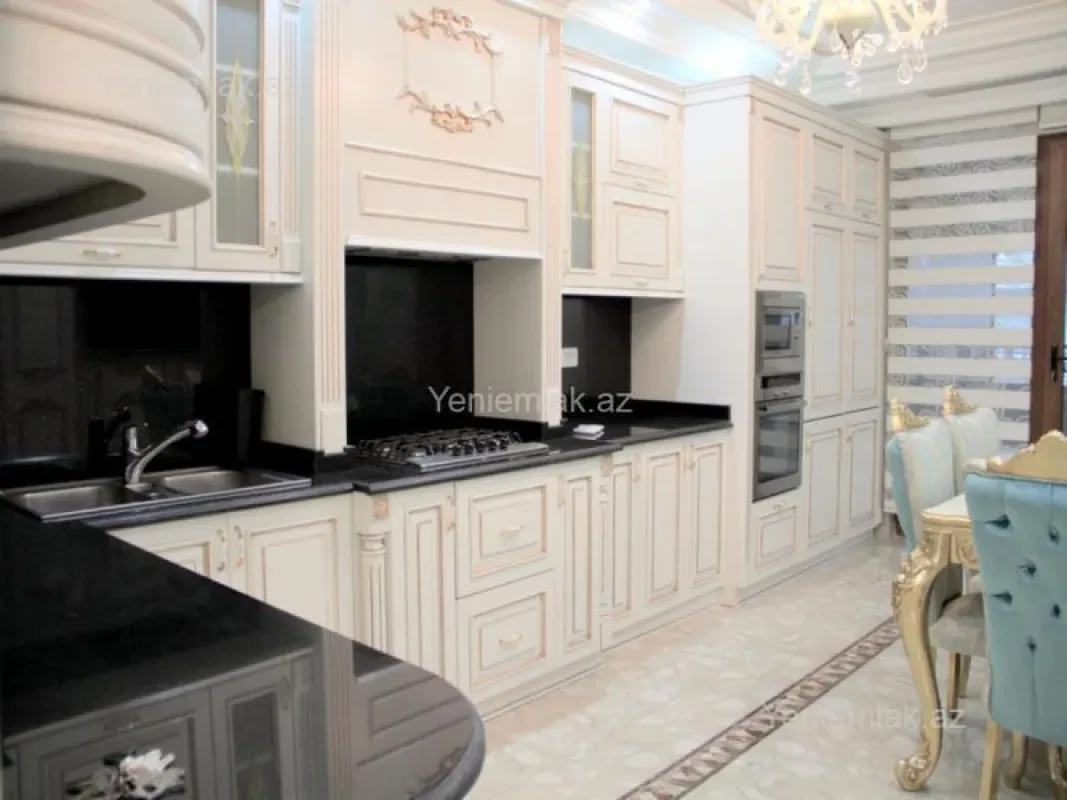 Satılır 5 otaqlı yeni tikili 535 m²