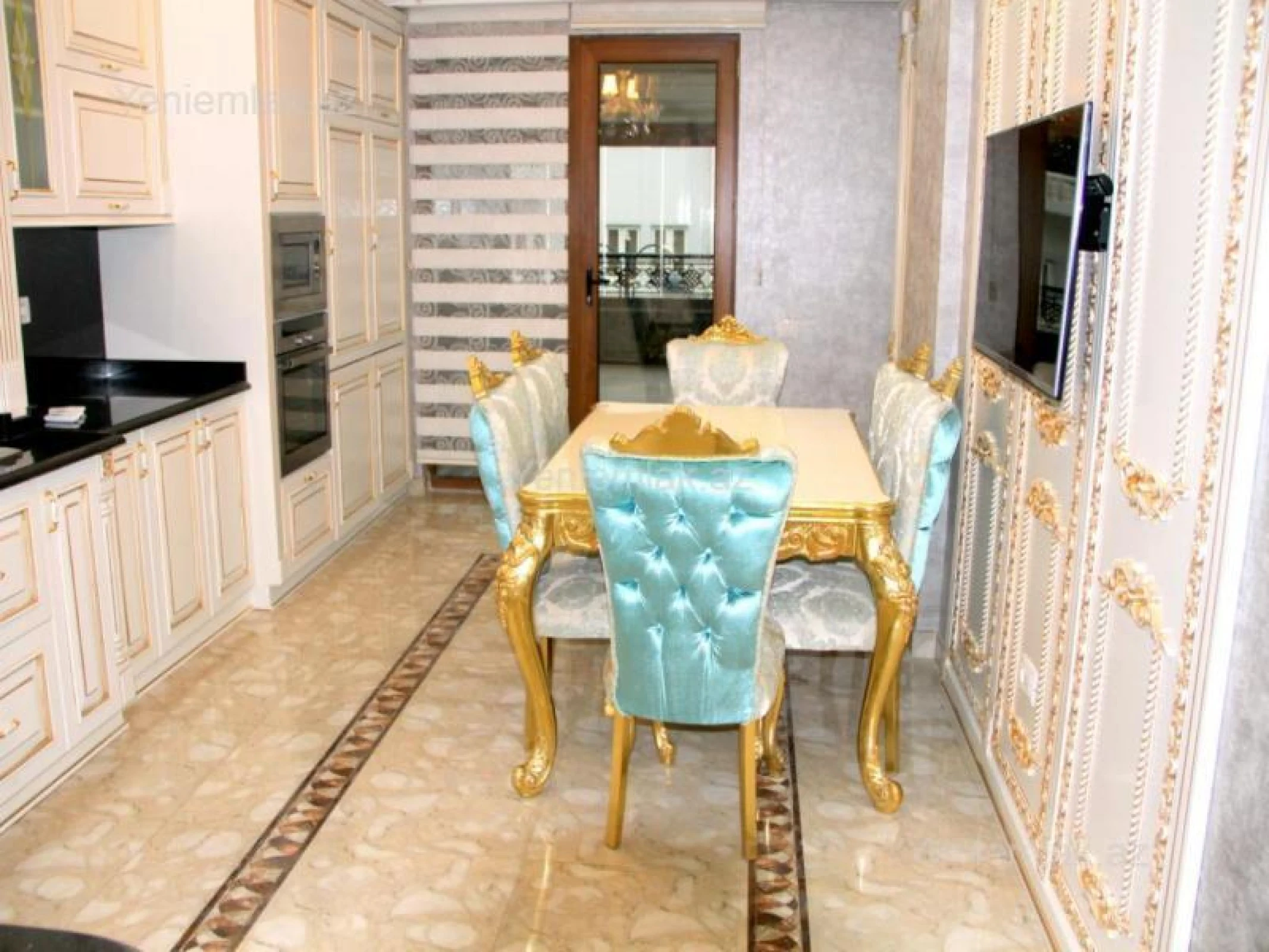 Satılır 5 otaqlı yeni tikili 535 m²