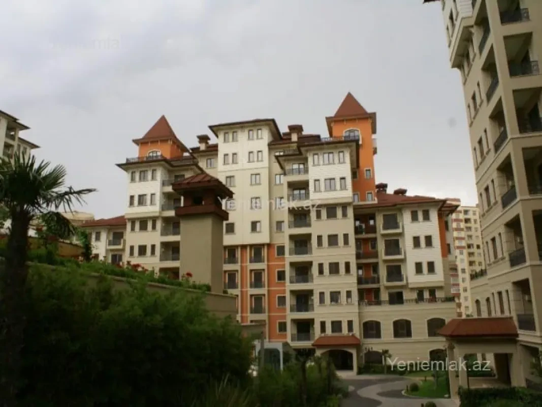 Satılır 5 otaqlı yeni tikili 535 m²
