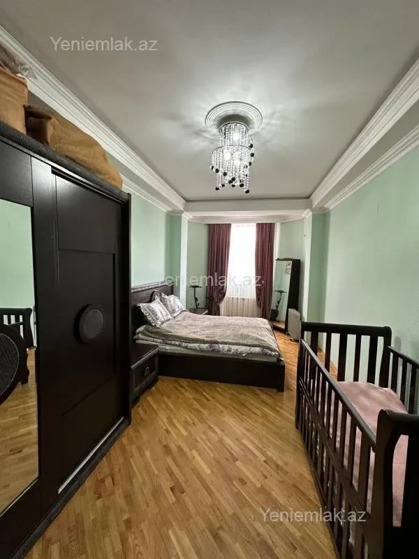 Satılır 3 otaqlı yeni tikili 90 m²