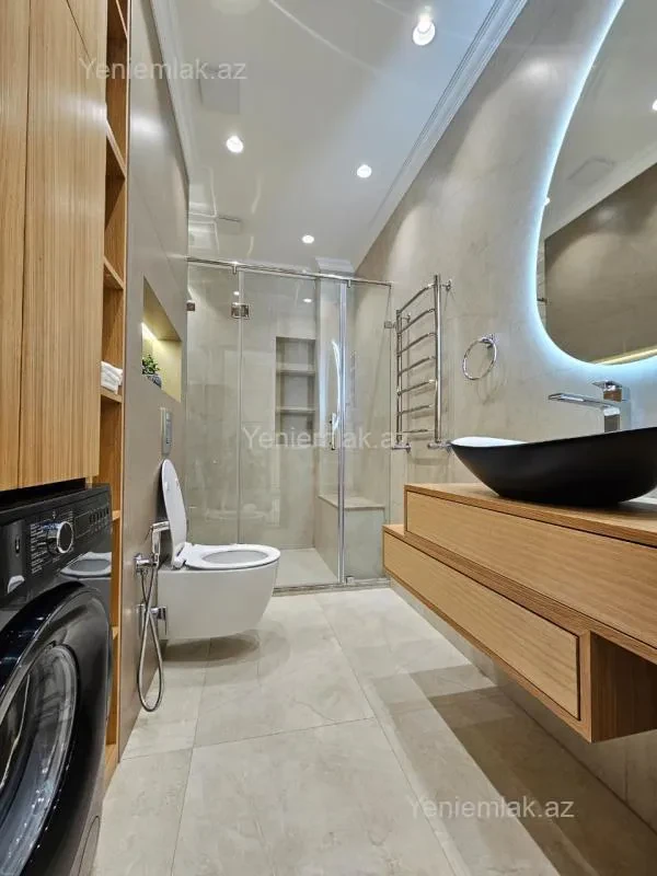 Satılır 2 otaqlı yeni tikili 83 m²