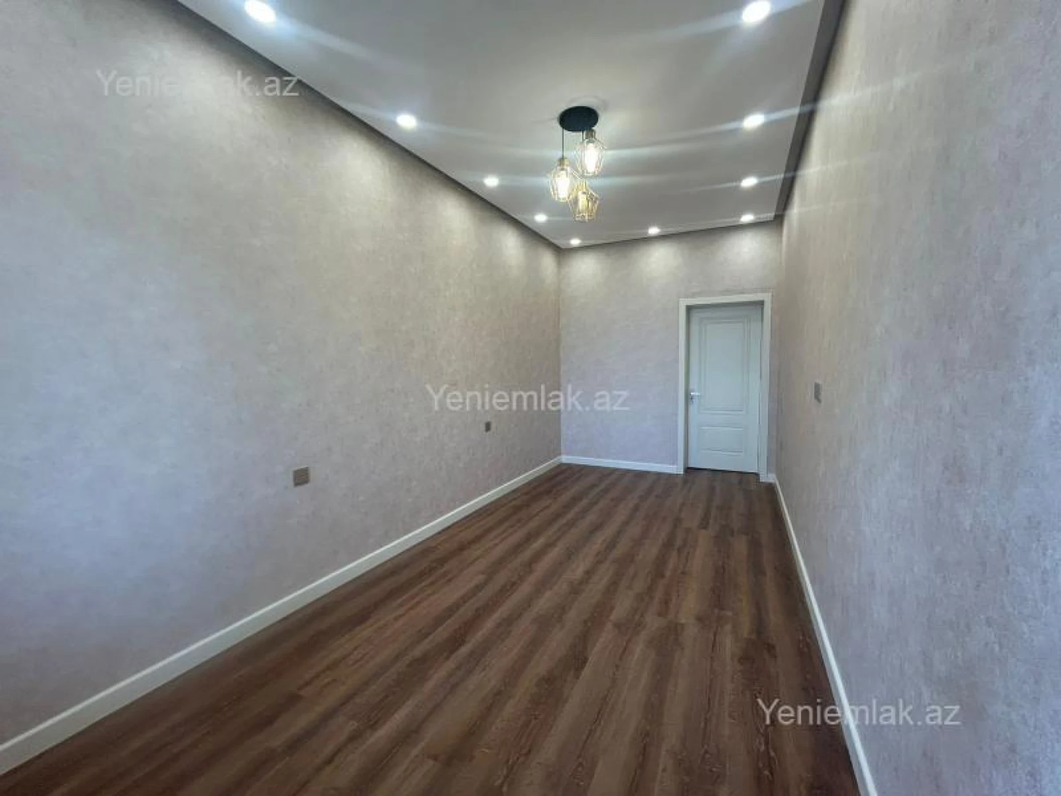 Satılır 3 otaqlı yeni tikili 133 m²