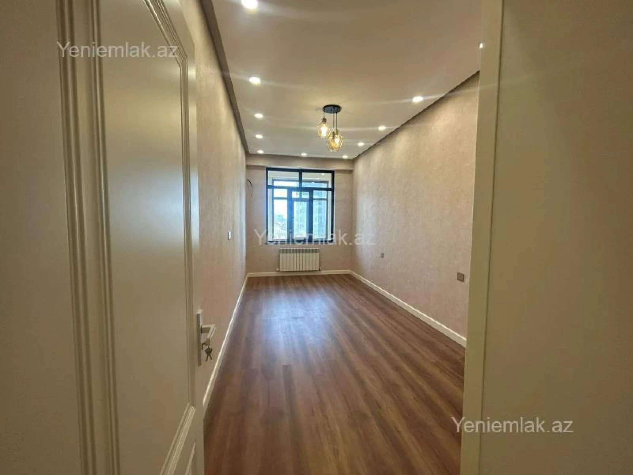 Satılır 3 otaqlı yeni tikili 133 m²
