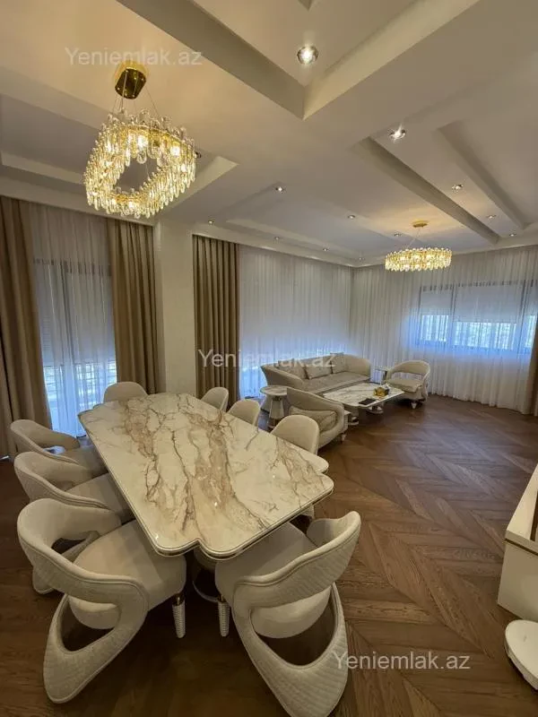 Satılır 4 otaqlı yeni tikili 185 m²
