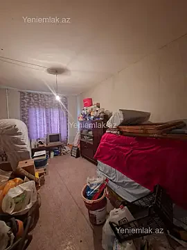 Satılır 4 otaqlı köhnə tikili 110 m²