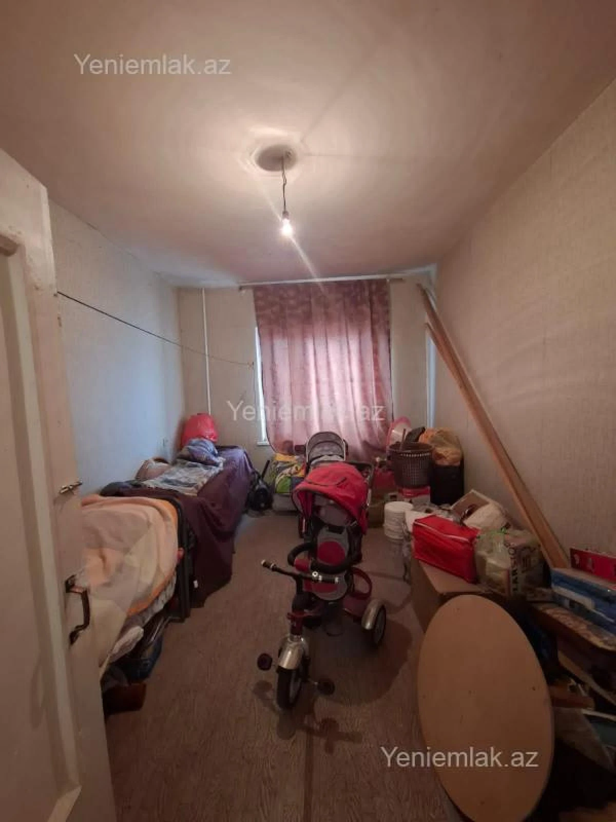 Satılır 4 otaqlı köhnə tikili 110 m²