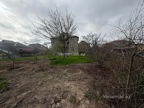 Satılır 6 otaqlı həyət evi 250 m²