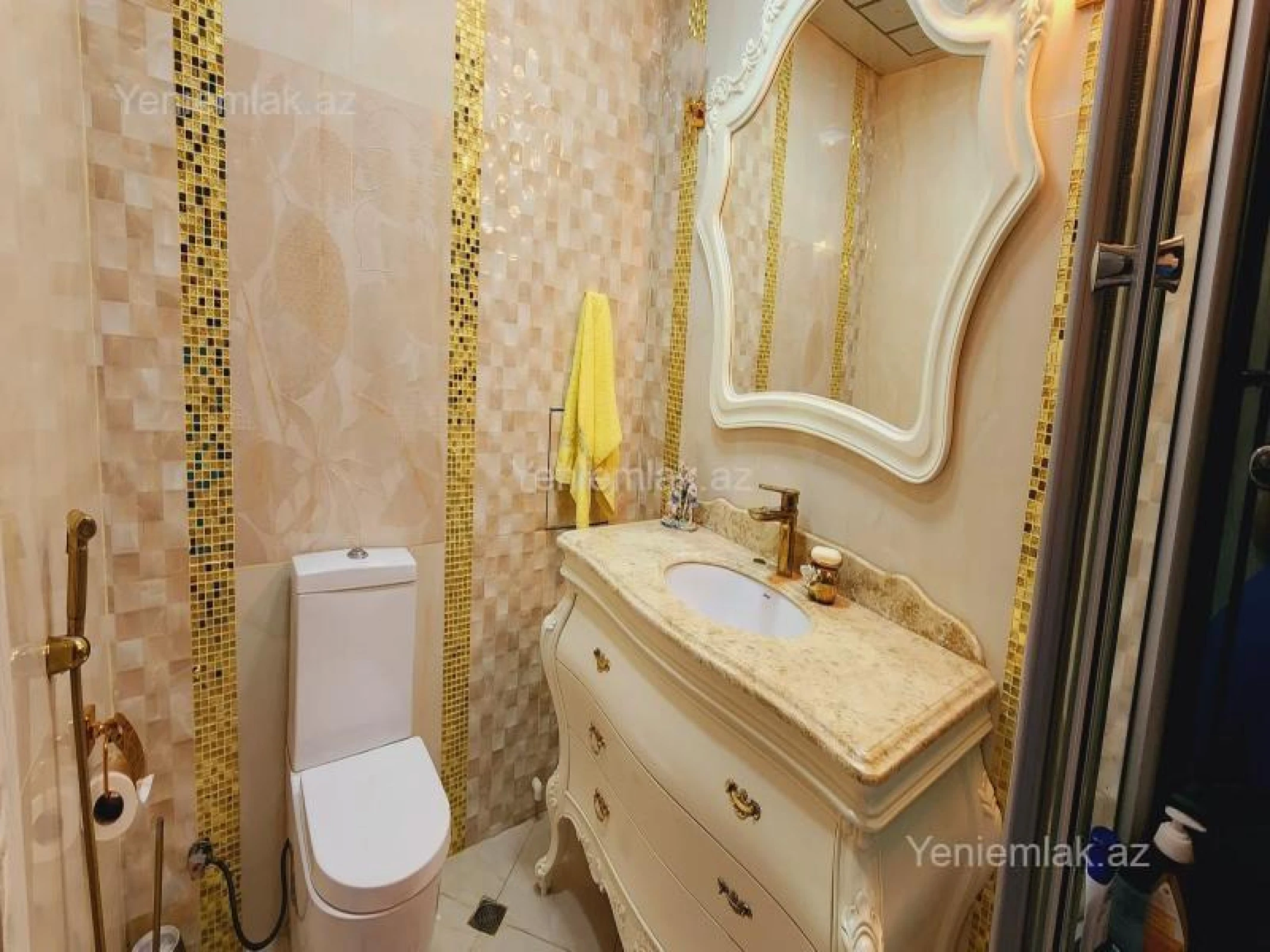 Satılır 3 otaqlı yeni tikili 130 m²