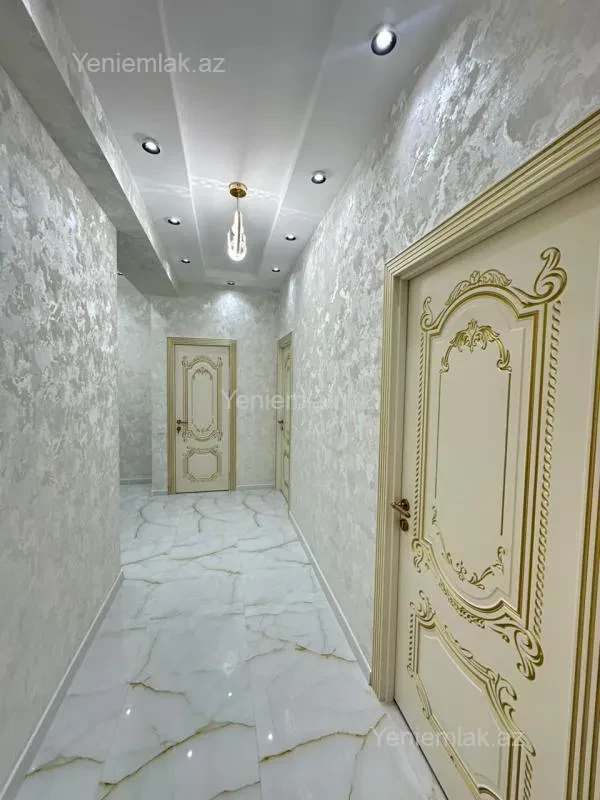 Satılır 3 otaqlı yeni tikili 88 m²
