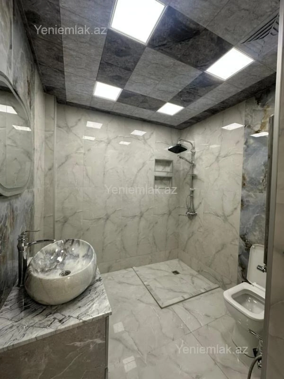 Satılır 3 otaqlı yeni tikili 88 m²