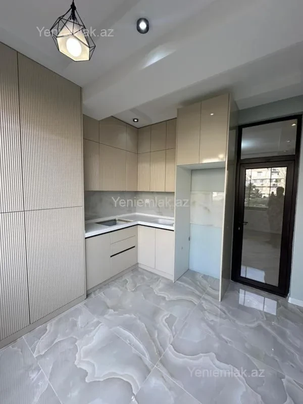 Satılır 3 otaqlı yeni tikili 88 m²