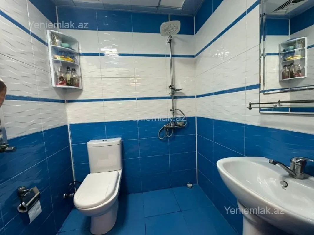 Satılır 2 otaqlı köhnə tikili 60 m²