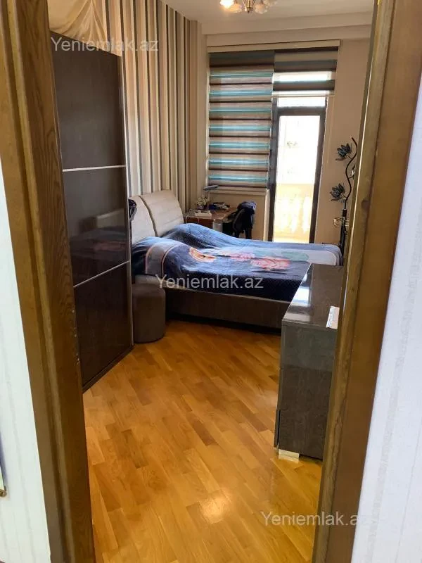 Satılır 3 otaqlı yeni tikili 104.5 m²