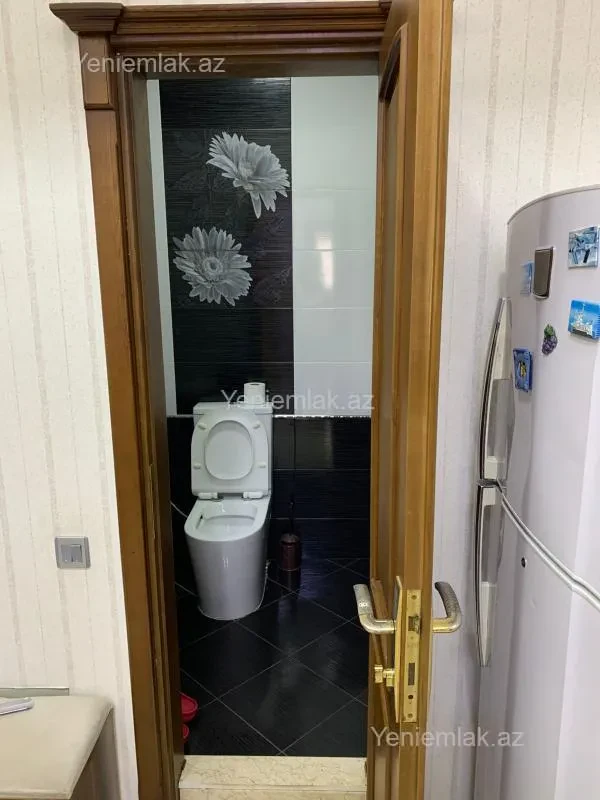 Satılır 3 otaqlı yeni tikili 104.5 m²