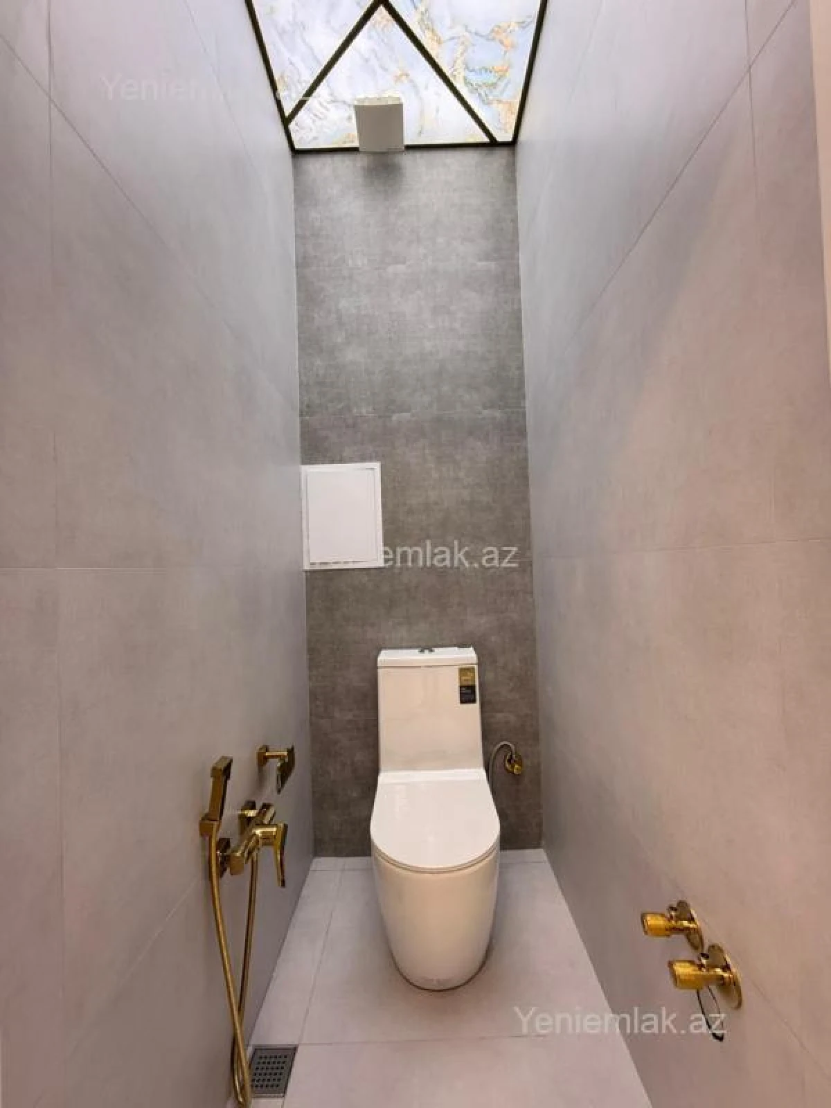 Satılır 2 otaqlı yeni tikili 85 m²