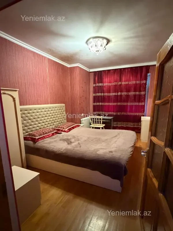 Satılır 3 otaqlı yeni tikili 75 m²