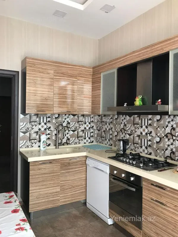 Satılır 3 otaqlı yeni tikili 110 m²