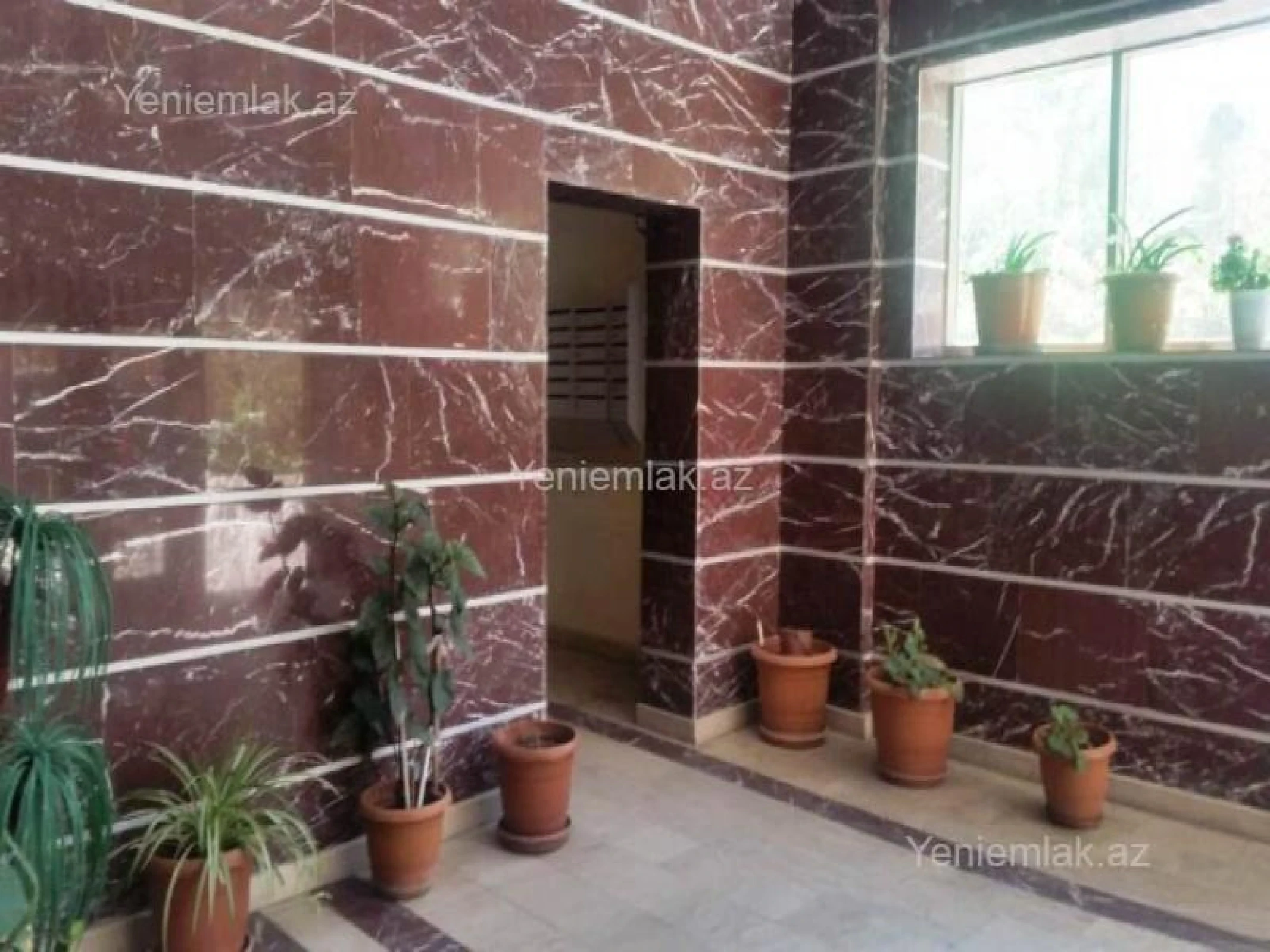 Satılır 3 otaqlı yeni tikili 110 m²