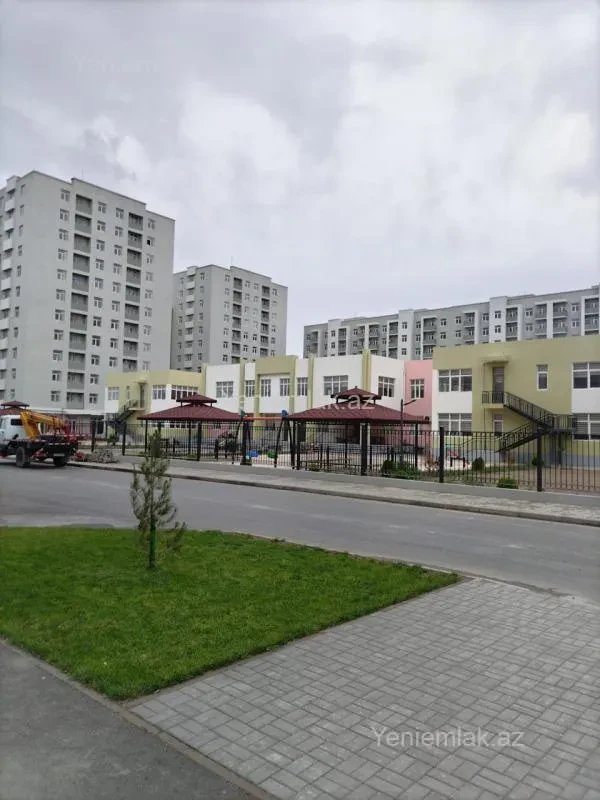 Satılır 2 otaqlı yeni tikili 56 m²