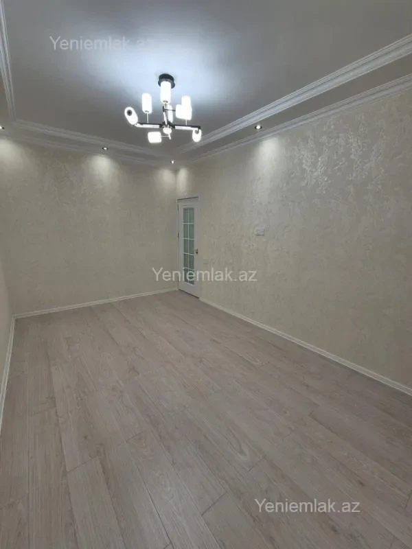 Satılır 2 otaqlı köhnə tikili 50 m²