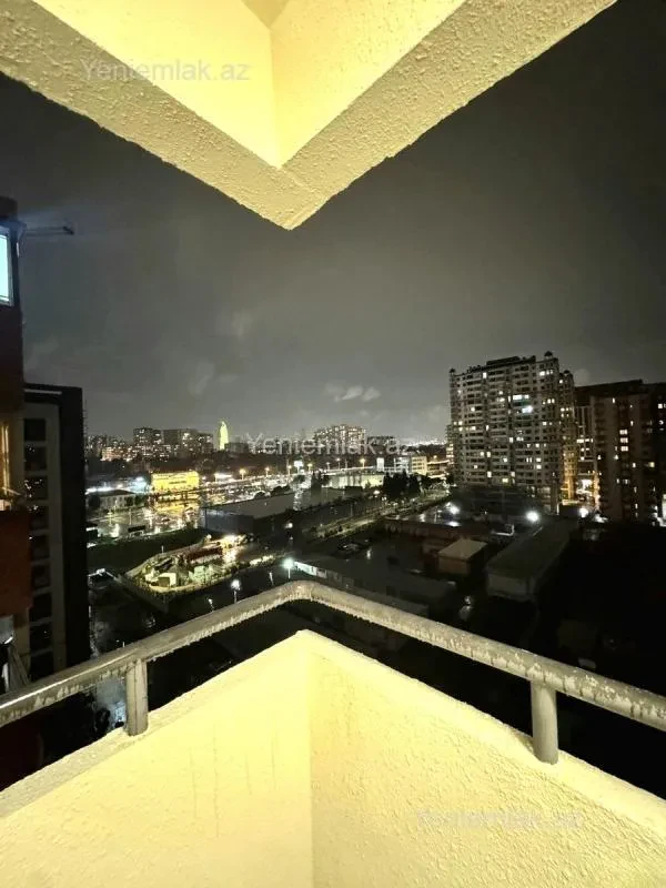 Satılır 2 otaqlı yeni tikili 82 m²