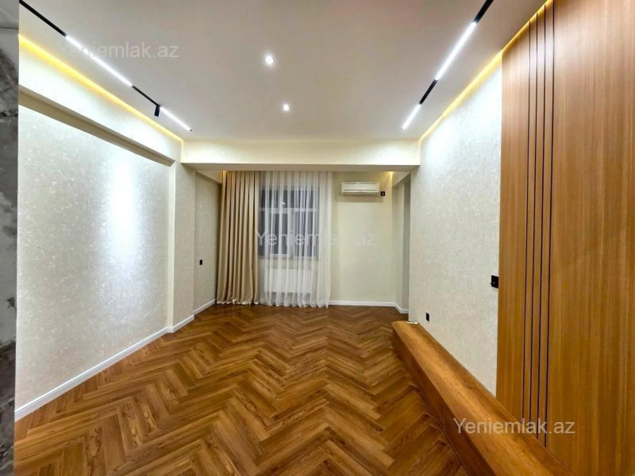 Satılır 2 otaqlı yeni tikili 82 m²