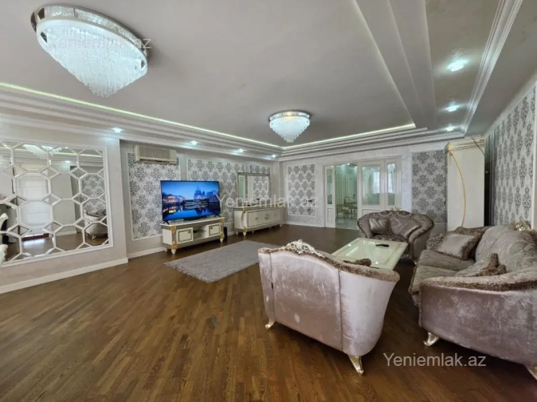 Satılır 4 otaqlı yeni tikili 300 m²