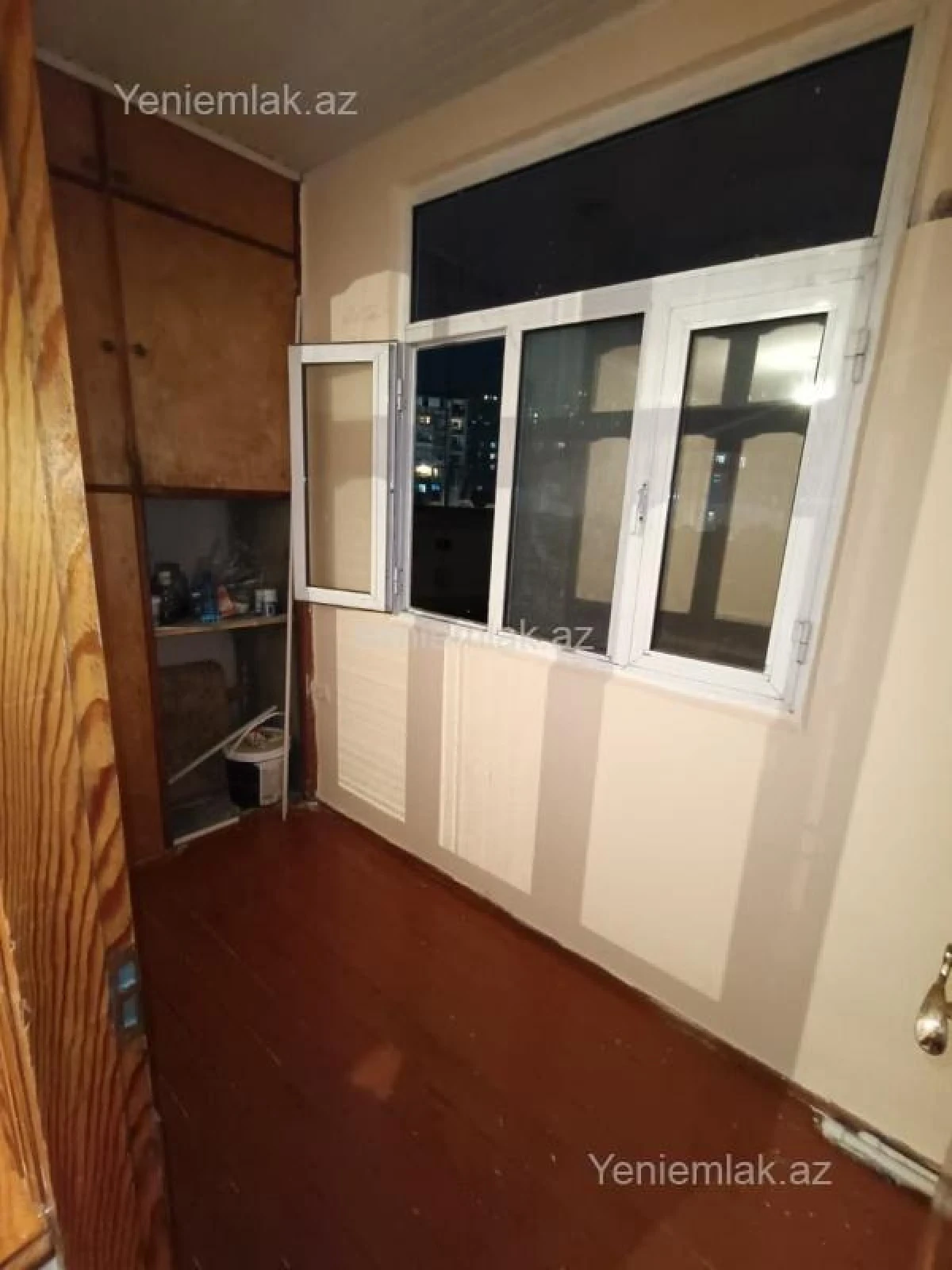 Satılır 3 otaqlı köhnə tikili 120 m²