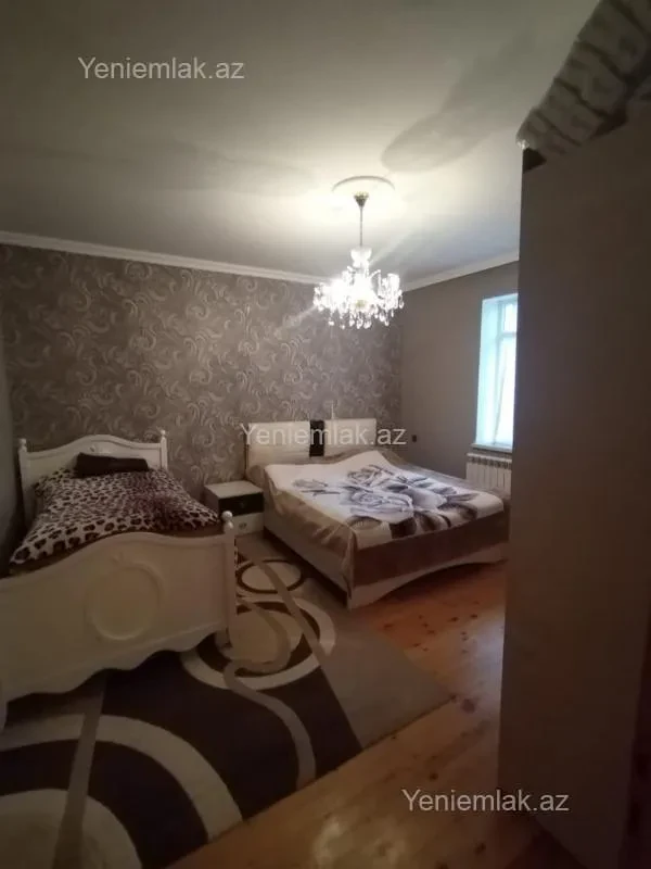 Satılır 4 otaqlı həyət evi 190 m²
