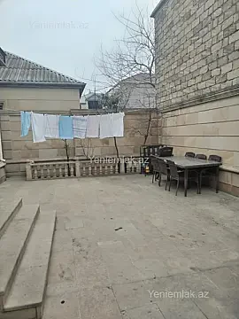 Satılır 4 otaqlı həyət evi 190 m²