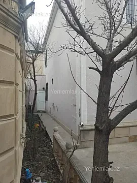 Satılır 4 otaqlı həyət evi 190 m²