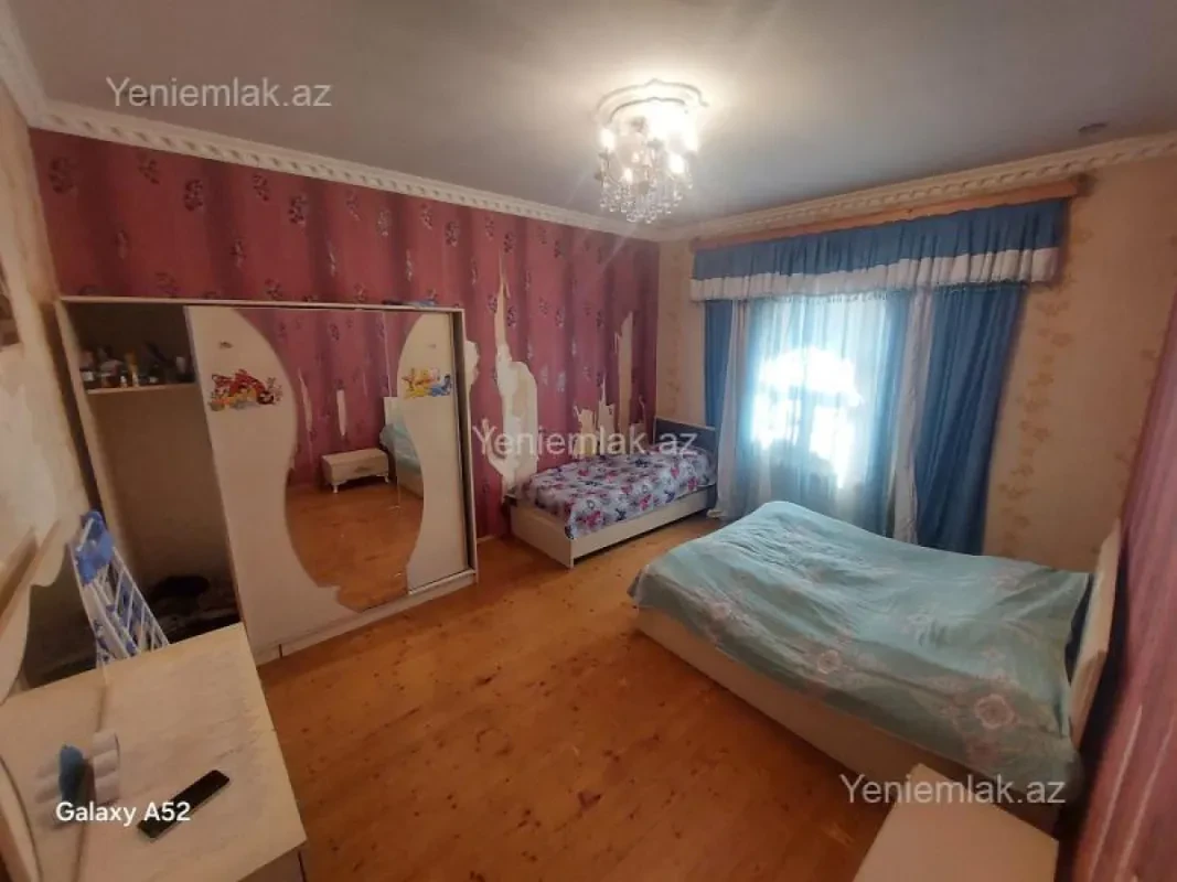 Satılır 4 otaqlı həyət evi 120 m²