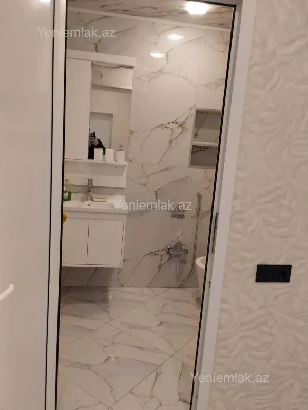 Satılır 2 otaqlı yeni tikili 54 m²