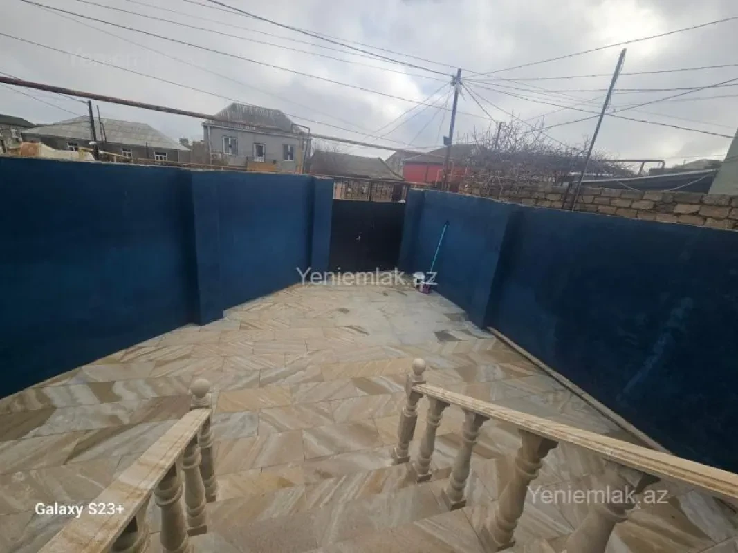 Satılır 3 otaqlı həyət evi 100 m²