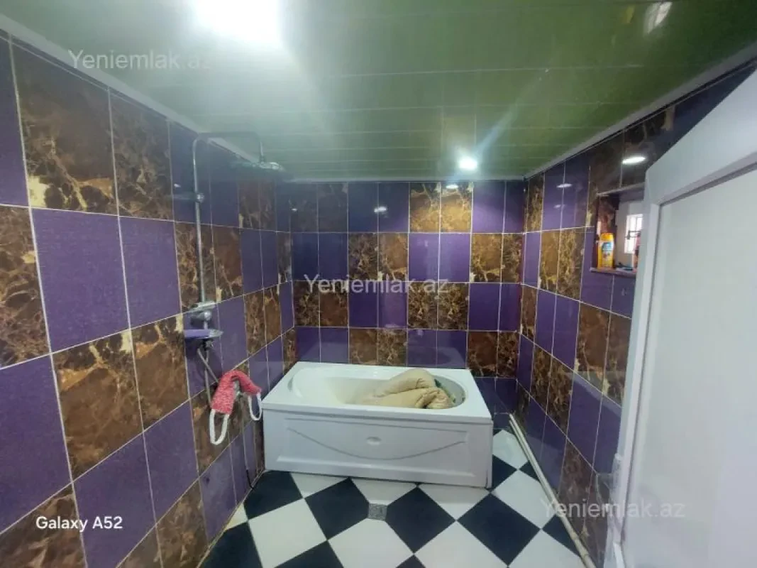 Satılır 3 otaqlı həyət evi 100 m²