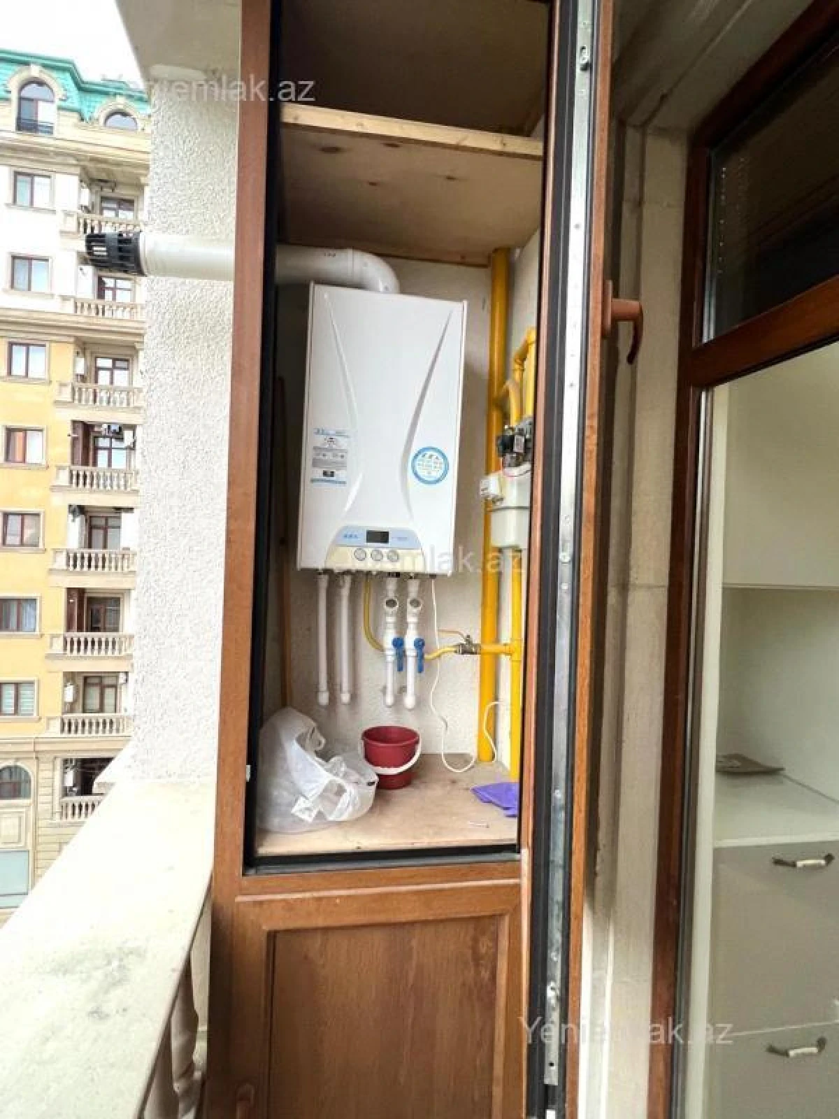 Satılır 3 otaqlı yeni tikili 98 m²