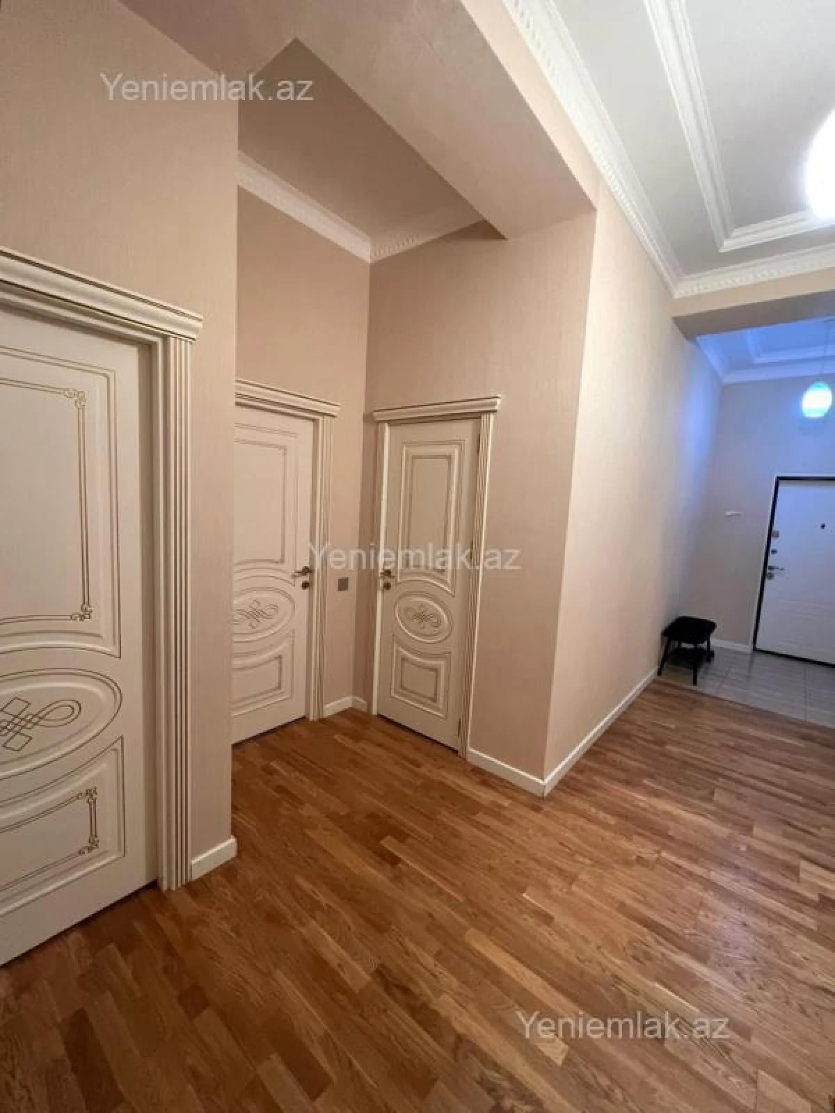 Satılır 3 otaqlı yeni tikili 98 m²