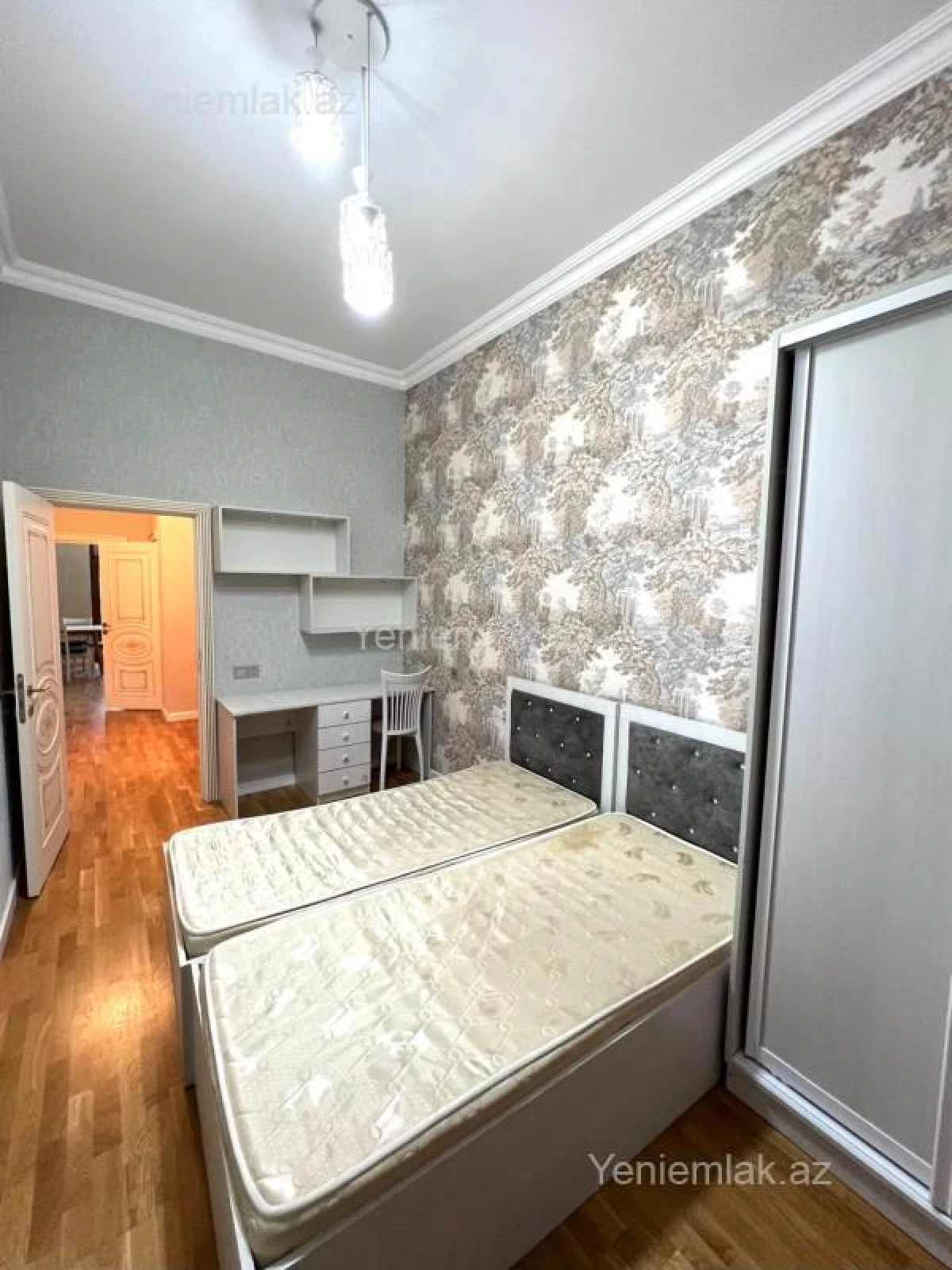 Satılır 3 otaqlı yeni tikili 98 m²