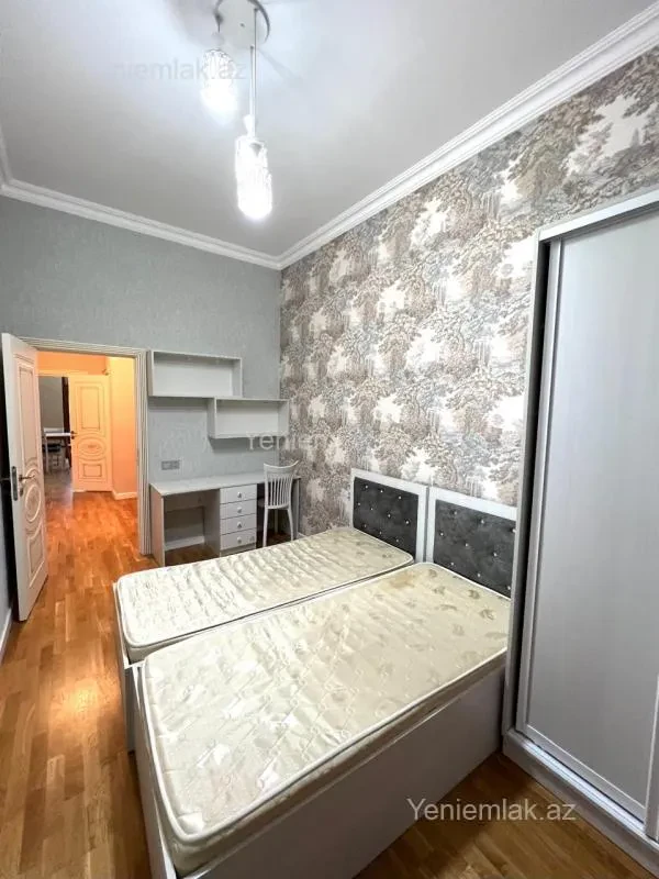 Satılır 3 otaqlı yeni tikili 98 m²