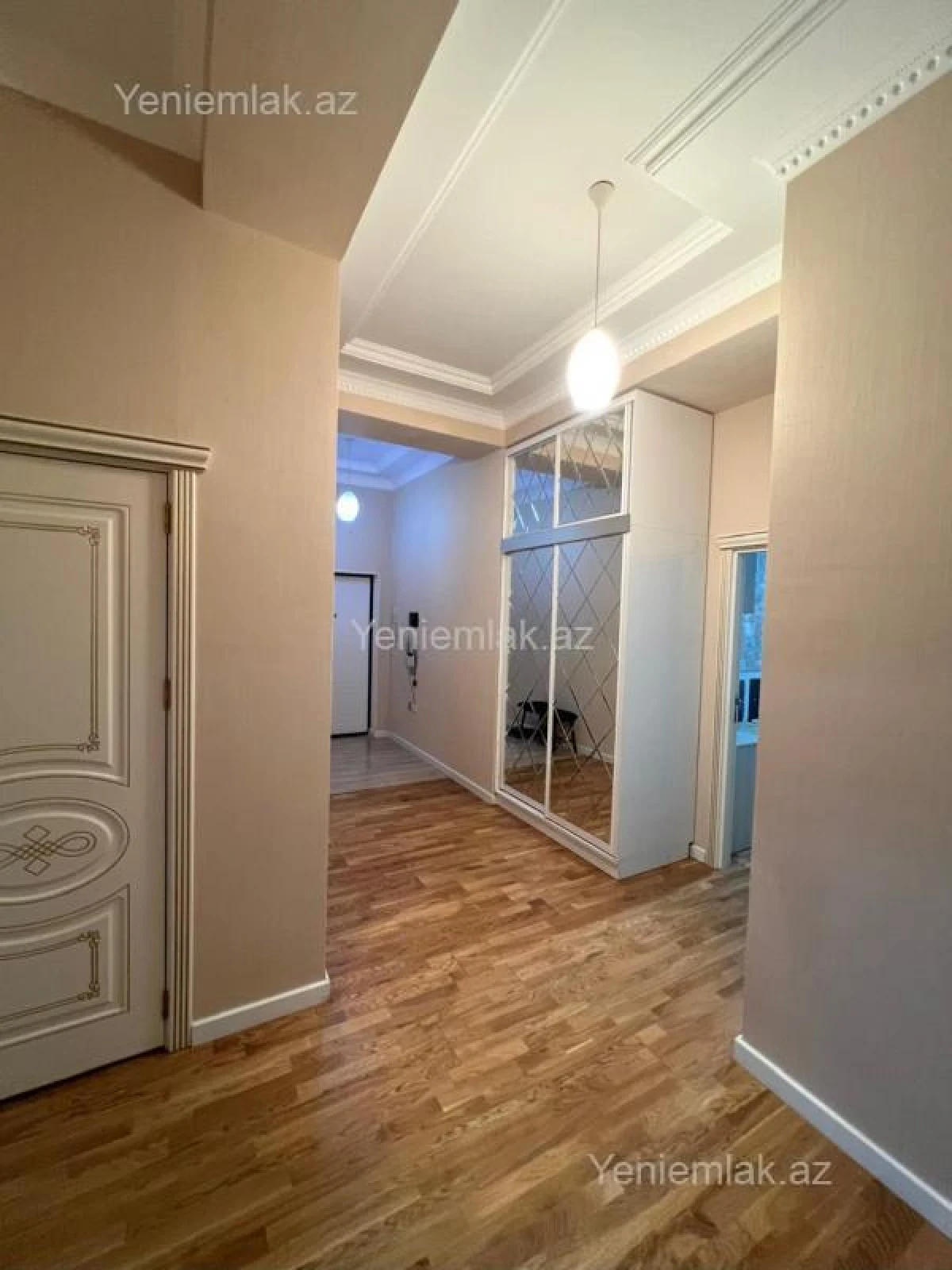 Satılır 3 otaqlı yeni tikili 98 m²
